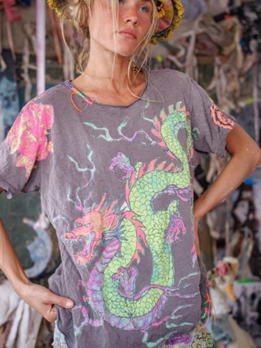 Magnolia Pearl Dragons and Roses Tee NWT | one size fits most